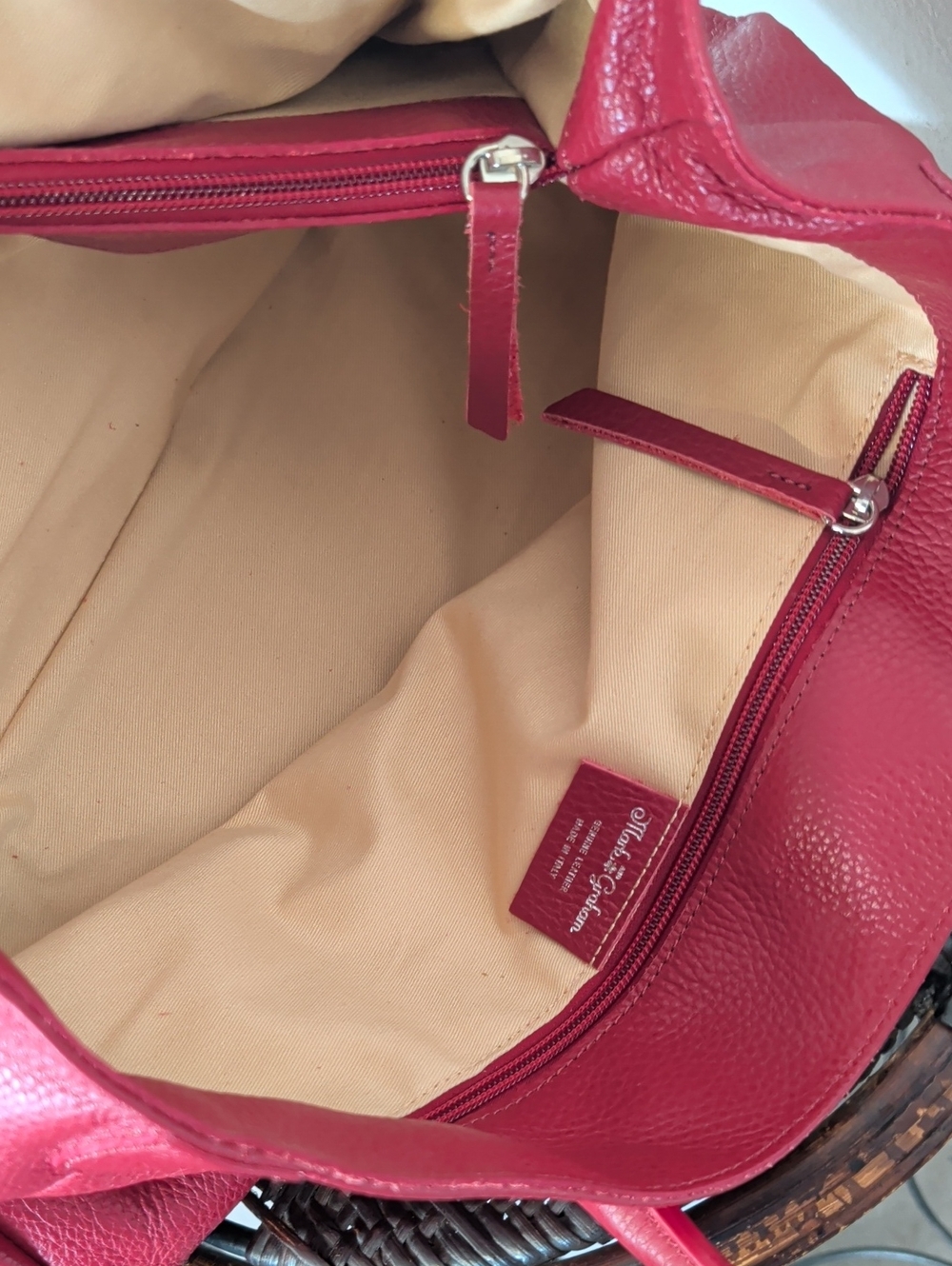 Mark & Graham Slouch Shoulder Bag Handbag - Red - Picture 12 of 16